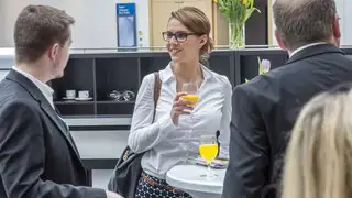 10. MEDIA SUMMIT