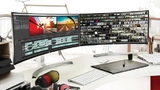 Das ist der 34UC98, ein regulärer Monitor im 21:9 Format von LG. Zum 1. April erschuf die Unternehmenskommunikation das Schwestermodell 34UC98S, das allein über Solarzellen und integrierte Windturbinen mit der nötigen Leistung versorgt werden könne.