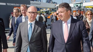 Prominenter Besuch: Wirtschaftsminister Sigmar Gabriel