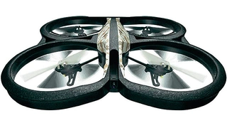 Eine Parrot AR-Drone 2.0, gestiftet von Arrow Europe