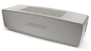 Zwei  Bose SoundLink Mini Bluetooth Speaker II, gestiftet von Avnet
