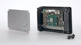 Bild 4: BoTouch-Kunststoffgehäuse mit kapazitivem Multit-Touch-Display und darin verbaute Elektronik von Phytec