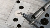 Im Forschungsprjekt »HiTecMass« entwickeln Polytec und das Fraunhofer IPT ein neues Konzept für den Werkzeugbau für Kunststoff-Spritzgießverfahren, um die Qualität von Mikrolinsen deutlich zu steigern. 