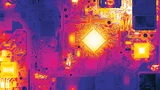 Für das Wärmemanagement problematische Stellen einer Leiterplatte sind mit einem Wärmebild auf einen Blick erkennbar. Mit der richtigen Methode können aber auch schwache Lötstellen und Materialfehler lokalisiert werden