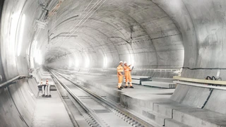 Elektronik für den Gotthard-Tunnel