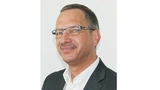 Rudolf Sosnowsky beschäftigt sich mit der Einführung neuer Technologien und der Auswahl von Lieferanten bei Hy-Line 