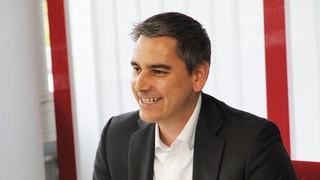 Dr. Marc Schacherer,  Farnell element14: »Die Digitalisierung im Einkauf hängt hierzulande im europäischen Vergleich, vor allem mit Osteuropa, zurück. Wenn unsere Kunden in diesem Punkt nicht zügig umdenken und sich  öffnen, wird das eine große Herau
