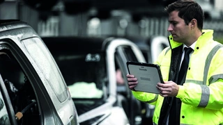 Im Rahmen des Automotive Innovation Summit hat Panasonic sein neues Toughpad FZ-A2 vorgestellt.