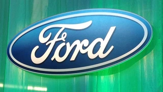 Auf dem 75. Platz landet die Marke Ford. Sie ist im Jahr 2016 13.084 Millionen US-Dollar wert.