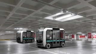 Ollis in der Garage