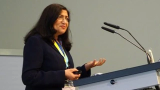 Es geht um Display-Technik, Display-Komponenten, Systemintegration und natürlich auch Markttrends. In einer der insgesamt sieben Keynotes gab die Unternehmensberaterin Sweta Dash einen Überblick des Display-Marktes.