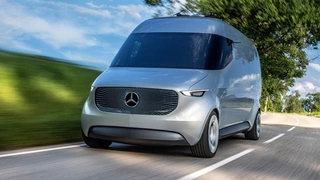 Die vollelektrische Transporter-Studie Vision Van verfügt über einen vollautomatisierten Laderaum, integrierte Drohnen zur autonomen Luftzustellung und eine moderne Joystick-Steuerung.