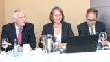 Die Entwicklung der Messe gibt Grund zur Freude beim Veranstalter Mesago. Geschäftsführer Martin Roschkowski, Bereichsleiterin Sylke Schulz-Metzner und Austellerbeiratsvorsitzender Dr. Peter Adolphs zeigen sich auf der Vorab-Pressekonferenz zur SPS g
