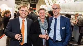 Impressionen vom Standfest der WEKA FACHMEDIEN auf der electronica 2016