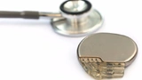 Beim Herzschrittmacher ist Miniaturisierung gefragt. Ein Produkt, gefertigt mit der DenciTec-Plattform. 