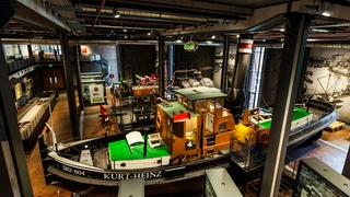Neu gestaltete Ausleuchtung des Berliner Technikmuseums.