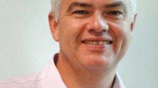 Tim Burgess, Renesas