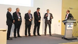 Die Experten zum Thema Sensorik für Industrie 4.0 bei der abschließenden Diskussion: Bernhard Müller, Sick; Bernd Wieseler, Turck; Peter Wienzek, ifm; Volker Schütz, ifm; Benedikt Rauscher, Pepperl+Fuchs; Prof. Axel Sikora, Hahn-Schickard Gesellschaf