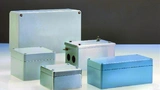 Bild 1. Standardgehäuse aus Kunststoff und Metall von ROSE Systemtechnik sichern die empfindliche Elektronik der Bahntechnik. 
