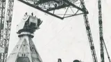 Aufsetzten der Parabolspiegelantenne