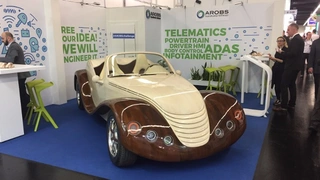 Smartphone-Reporter auf der embedded world 2017