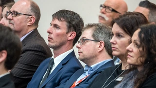 Media Summit zum Thema „Hilfe, mein Kunde ist ein Neandertaler. – Märkte ändern sich, Menschen nicht!“ auf der embedded world 2017.