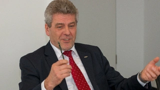 Jürgen Schönauer, Omron