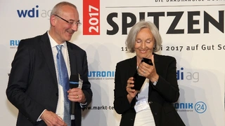 Daneben haben unsere Leser Renate Pilz von Pilz zur Gewinnerin aus dieser Kategorie gewählt. 