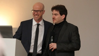 Prof. Matthias Spörrle (Privatuniversität Schloss Seeburg) und Matthäus Hose (WEKA FACHMEDIEN)