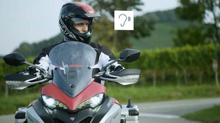 Digitales Schutzschild für Motorräder