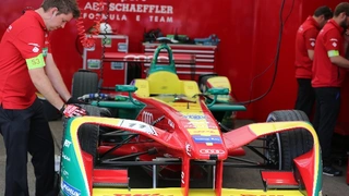 Noch mal aufbocken für das letzte Feintuning 