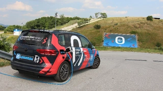 Im »Vision Zero Vehicle« ist das ZF-Hinterachs-Baukastensystem mSTARS (modular Semi-Trailing Arm Rear Suspension) eingebaut.