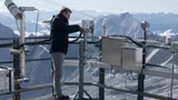 Installation der neuen UV-Messstation auf der Zugspitze