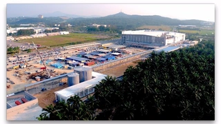 Außenansicht von Osrams neuer LED-Chipfabrik in Kulim, Malaysia während der Bauphase.