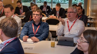 Wireless-Congress 2017 - Teilnehmer befragt den Referenten.