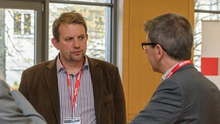 Wireless Congress 2017 - Teilnehmer im Gespräch.