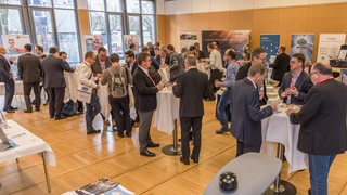 Wireless Congress 2017 - begleitende Ausstellung ist Treffpunkt in den Vortragspausen.