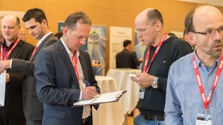 Wireless Congress 2017 - Networking in der Ausstellung.