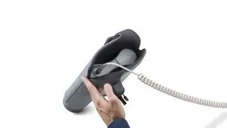 Die Tasche wurde speziell für das Therapiegerät entwickelt. So stimmt die Passform genau mit dem Therapiegerät überein.