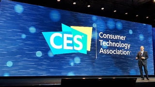 Gary Shapiro, President und CEO der Consumer Technology Association, moderierte jeden Keynote-Sprecher selbst an, also auch Richard Yu von Huawei.