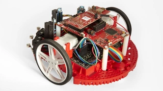 Im TI-RSLK Basic Kit ist das TI Simplelink MSP432 MCU LaunchPad Development-Kit.
