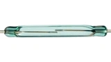 Ein Reedschalter besteht aus zwei ferromagnetischen Schaltzungen, die hermetisch dicht verschlossen in ein Glasröhrchen eingeschmolzen werden. Die beiden Schaltzungen überlappen. 