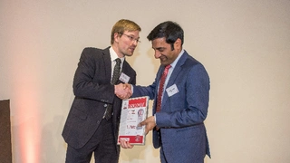 Produkte des Jahres 2018, Messtechnik (v.l.n.r): Markus Haller und Rahman Jamal.