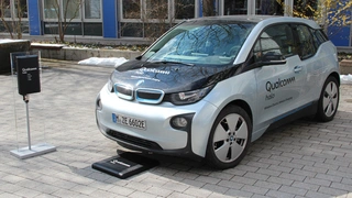 Foto BMW i3 mit Wireless-Charging-Technik von Qualcomm Halo.
