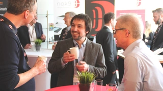 Gesprächsrunde in der Ausstellung beim Wireless Power Congress 2018.
