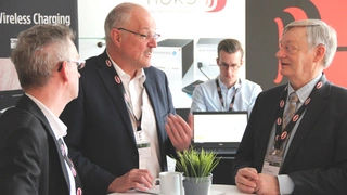 Gesprächsrunde in der AUsstellung beim Wireless Power Congress 2018.