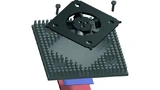 Bild 6. Die vom FPGA erzeugte Verlustleistung wird bei SEPA Europe in einem Experiment nachgebildet, bei dem ein Transistor im TO220-Gehäuse die prognostizierten 15 W an Verlustleistung generiert.