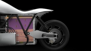 Der Akku besteht aus 1260 Li-Ionen-Rundzellen mit einer Gesamtspeicherkapazität von 15 kWh.