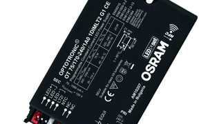 Die Treiber-Elektronik der Optronic-Familie 1DIM von Osram ist für Straßenbeleuchtung ausgelegt: Überspannungsschutz bis 10 kV für Leuchten mit Schutzklasse I und II, Ausgangsstrombereich zwischen 70 und 1050 mA und eine autarke Dimmfunktion, die nic