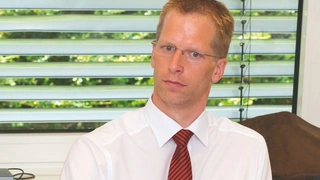 Kai Heinemann, Block: "Transformatoren-Elektronik Seit einem Jahr disponieren wir mit einem Jahr Vorlauf. Wir haben noch Material am Lager, aber das ist endlich. Kommt zum 4. Quartal kein Nachschub, wird es harte Ausfälle geben."
